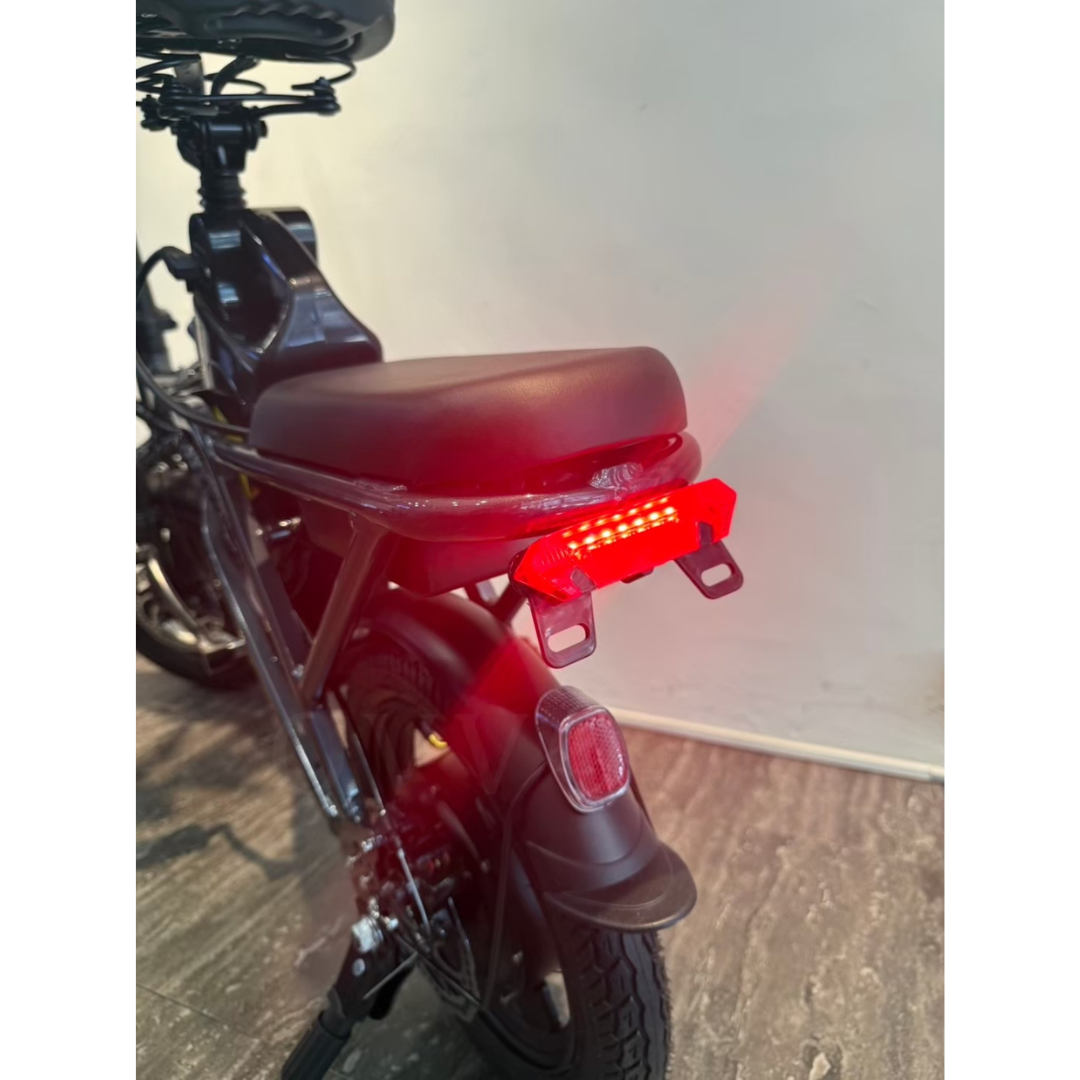 ovvo 機甲戰神電動輔助自行車