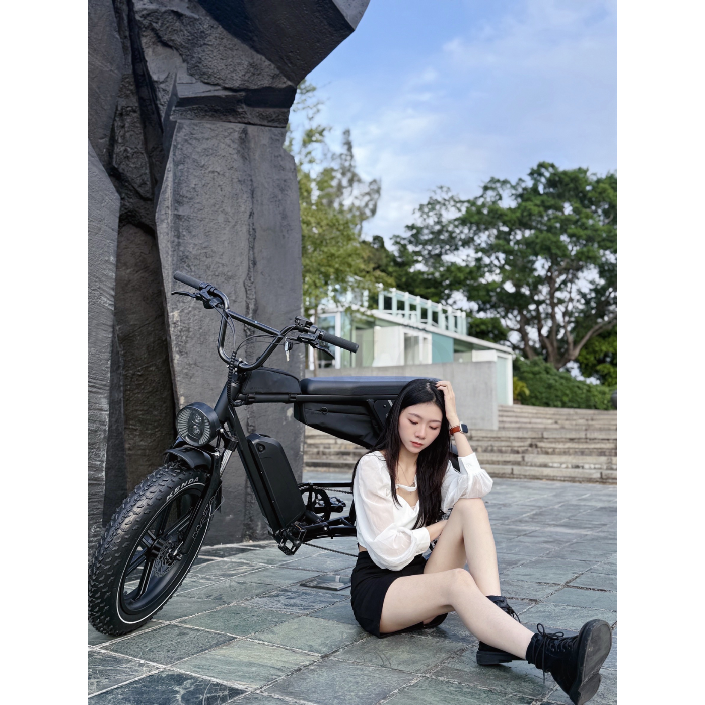 越野胖胎電能車 閃電標